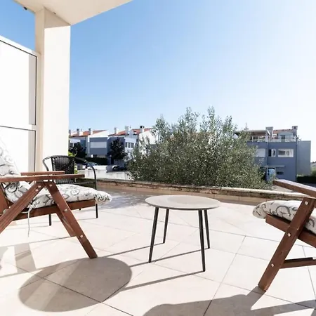 Zara 2-Bedroom Apartment With Terrace&Backyard * Zadar