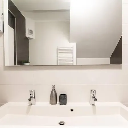 Daire Zara 2-Bedroom Apartment With Terrace&Backyard *